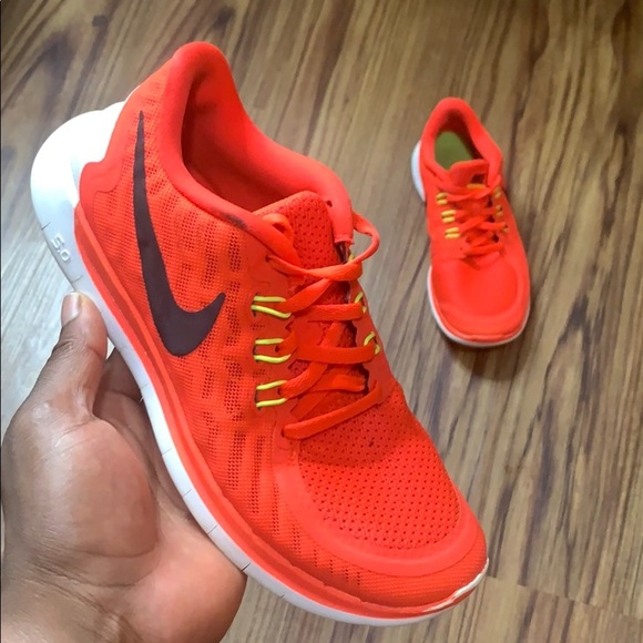 Nike Free 5.0 Women Sneakers - Picture 8 of 9